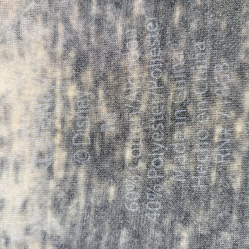 DIsney Women's Size Medium Distressed Mickey Mouse Graphic Print T-Shirt Grey - Picture 6 of 7